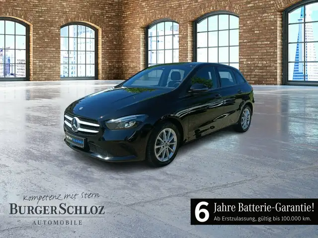 Mercedes-Benz B 250 e AUT Kam. KlimaA LED LM Navi PDC ParkAss