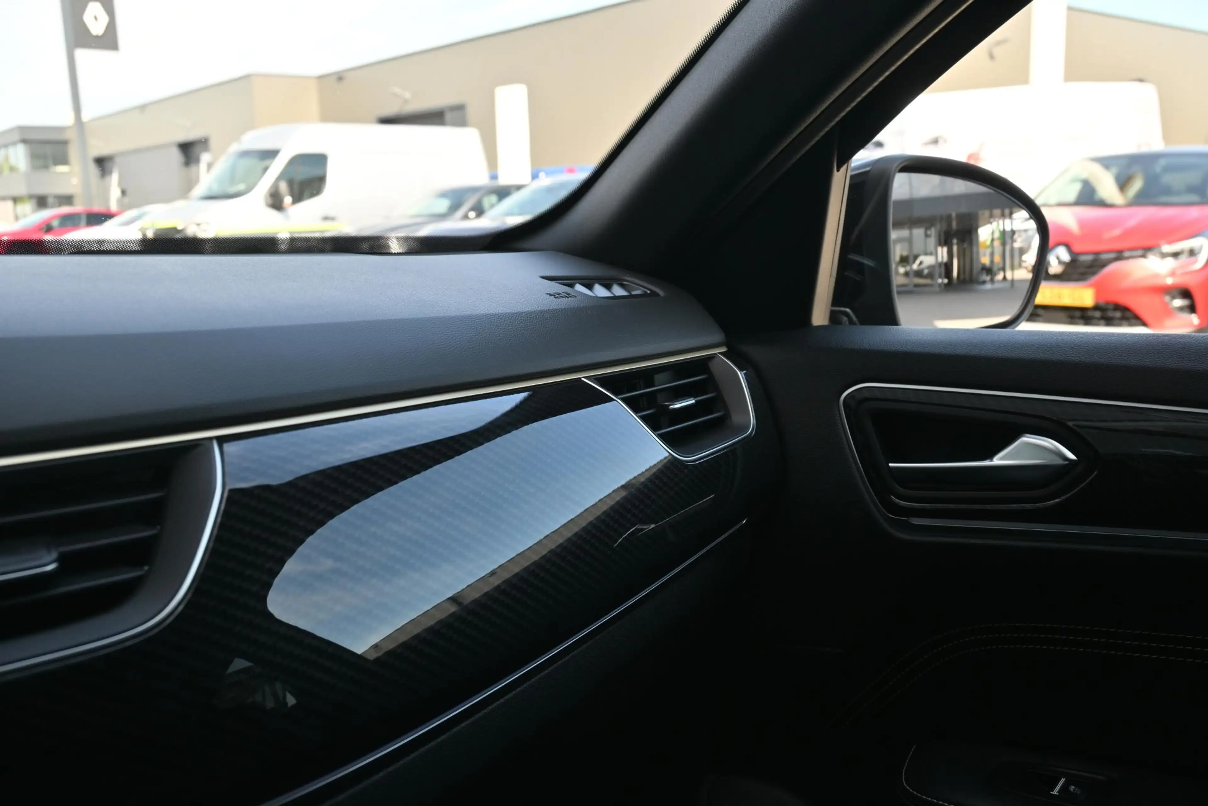 Renault Arkana E-Tech hybrid 145 E-Tech engineered | SCHUIF/KANTE — photo 19