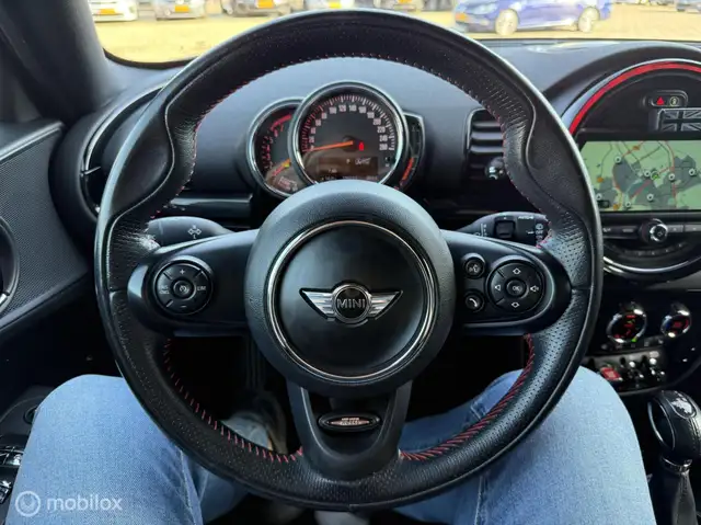 Mini Clubman view 12