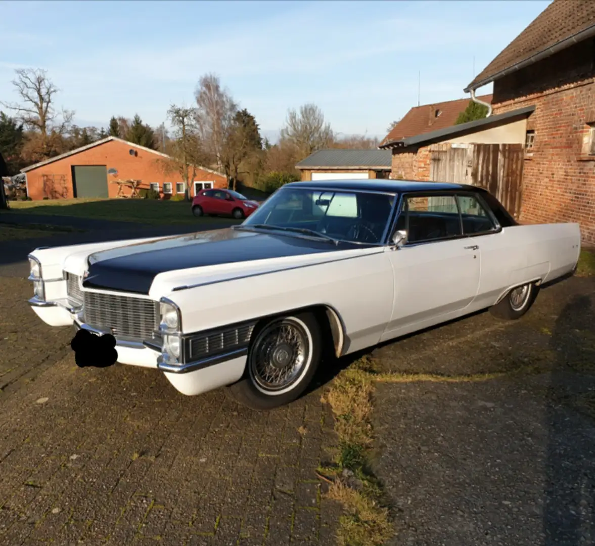 Cadillac Deville - 1