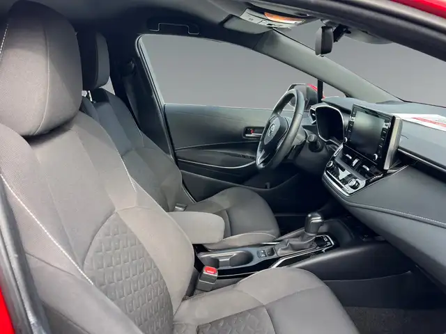 Toyota Corolla view 9