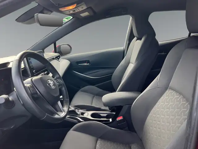 Toyota Corolla view 3