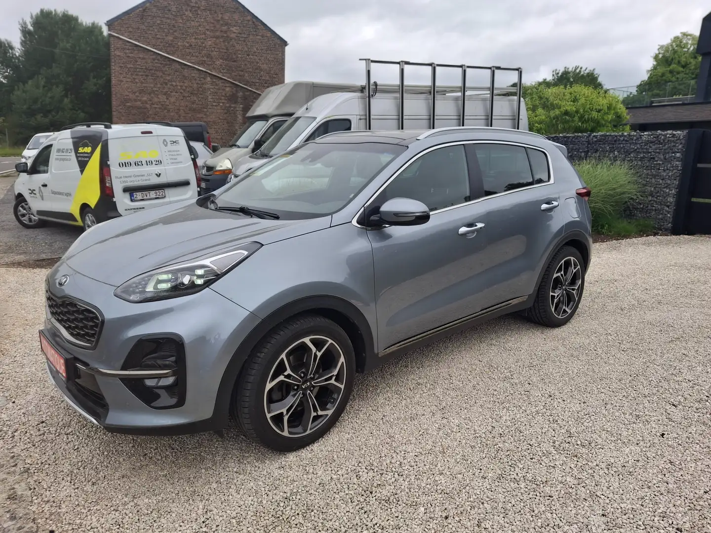 Kia Sportage 1.6 CRDi 4WD GT Line Lux DCT Grijs - 1