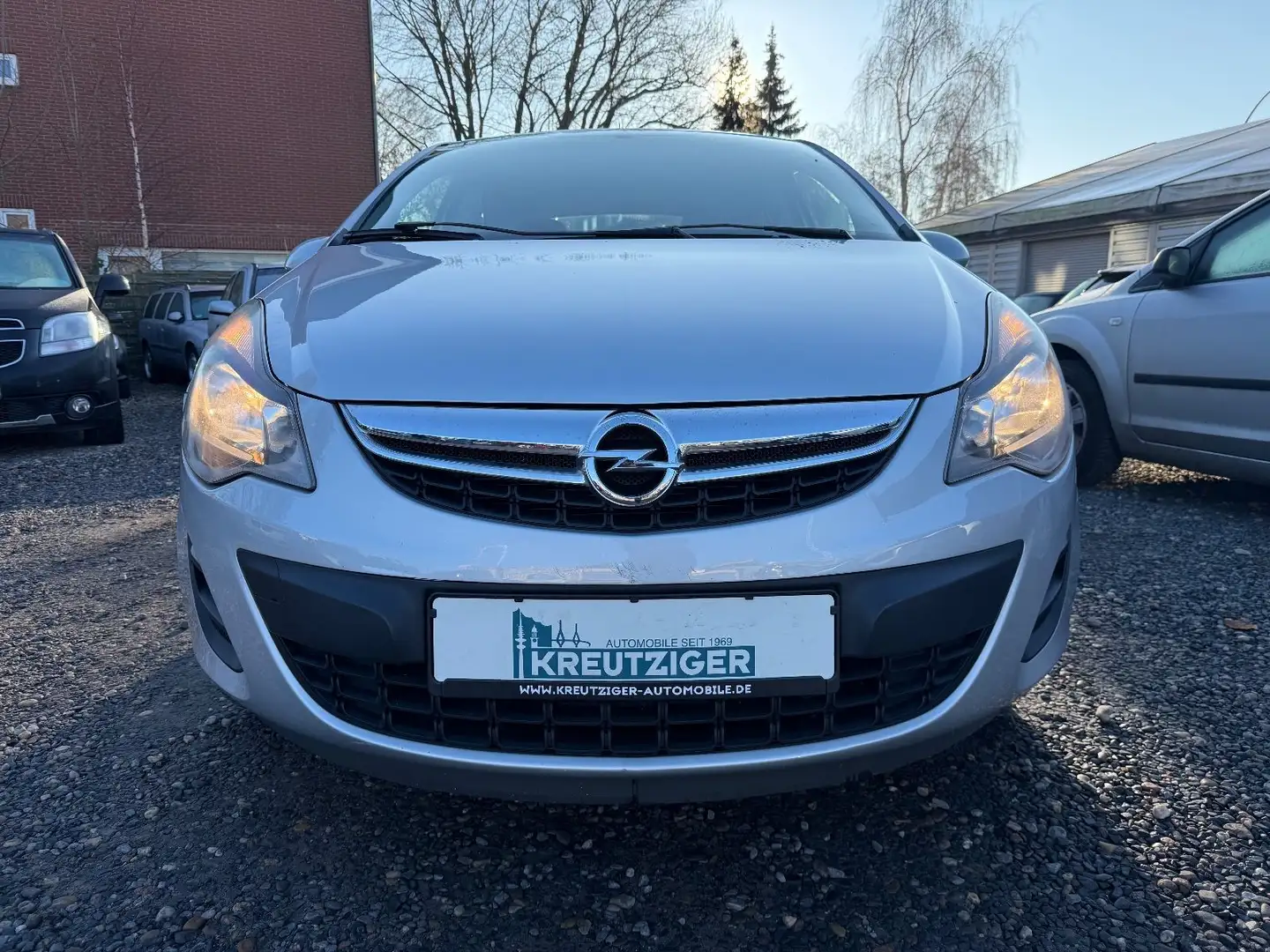 Opel Corsa D Active Silber - 2
