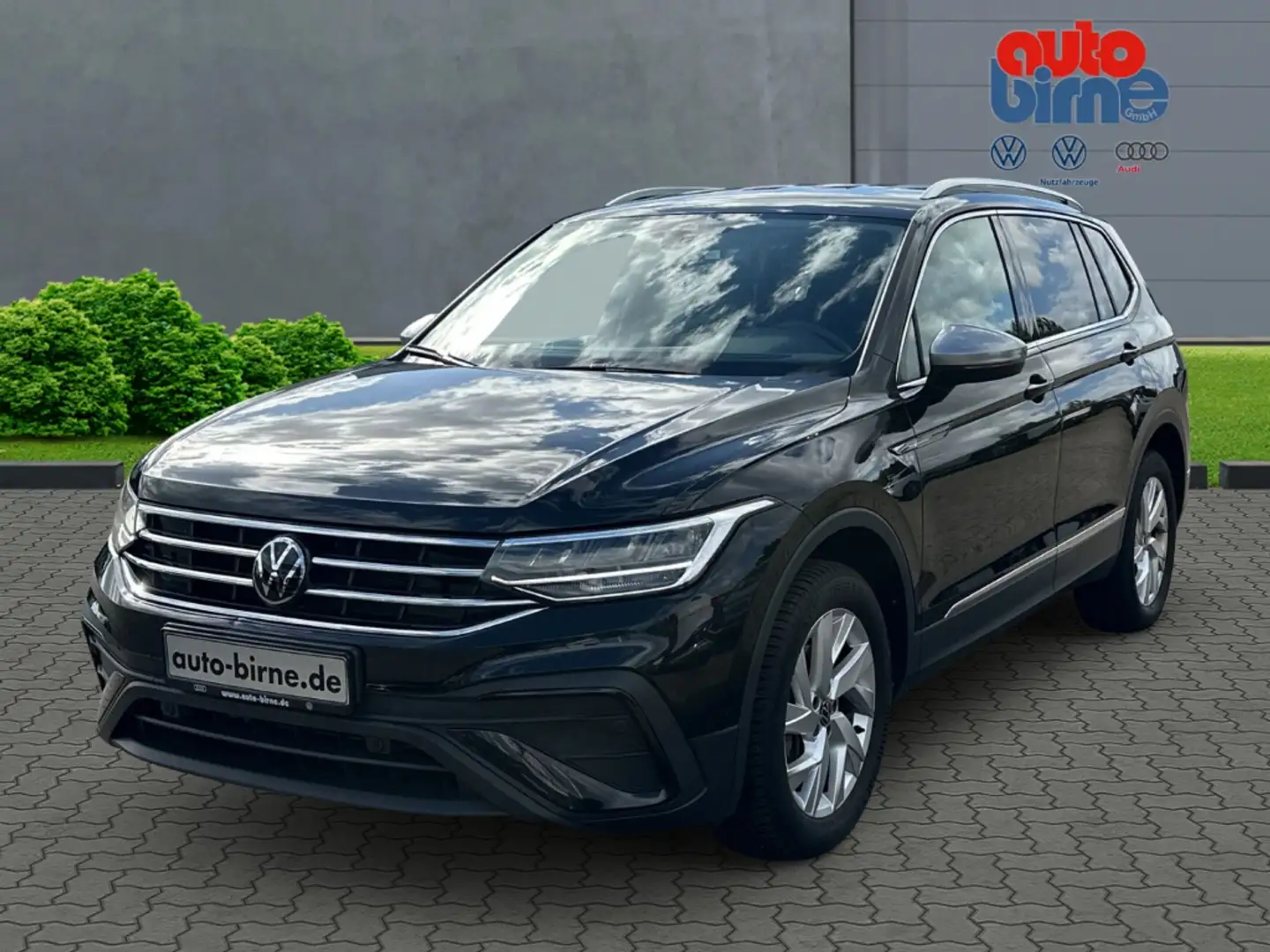Volkswagen Tiguan Allspace 1.5 TSI Life OPF (EURO 6e) AHK-klappbar Navi Digit Schwarz - 1