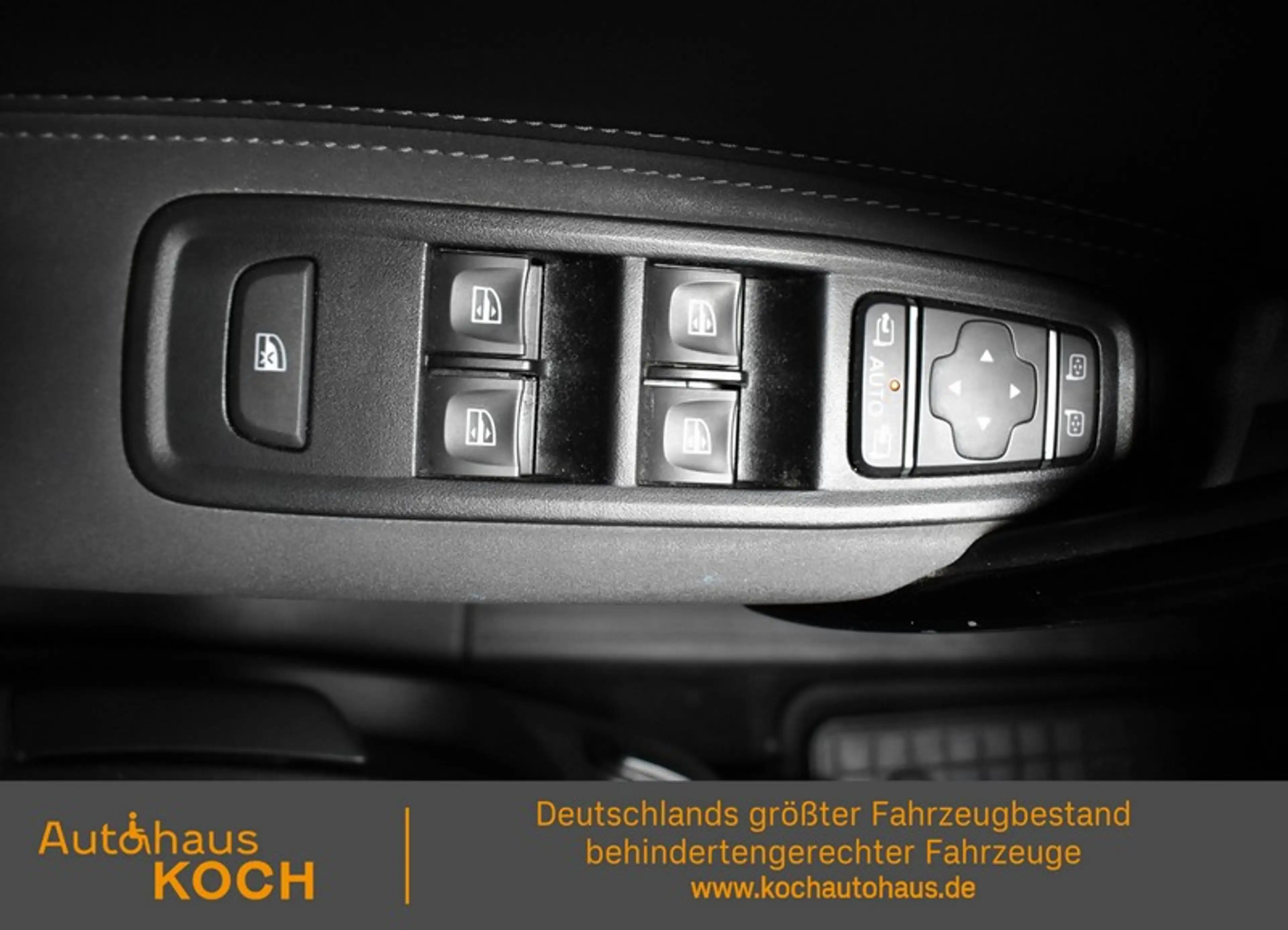 Mercedes-Benz T-Class 180 Style rollstuhlgerecht — photo 15