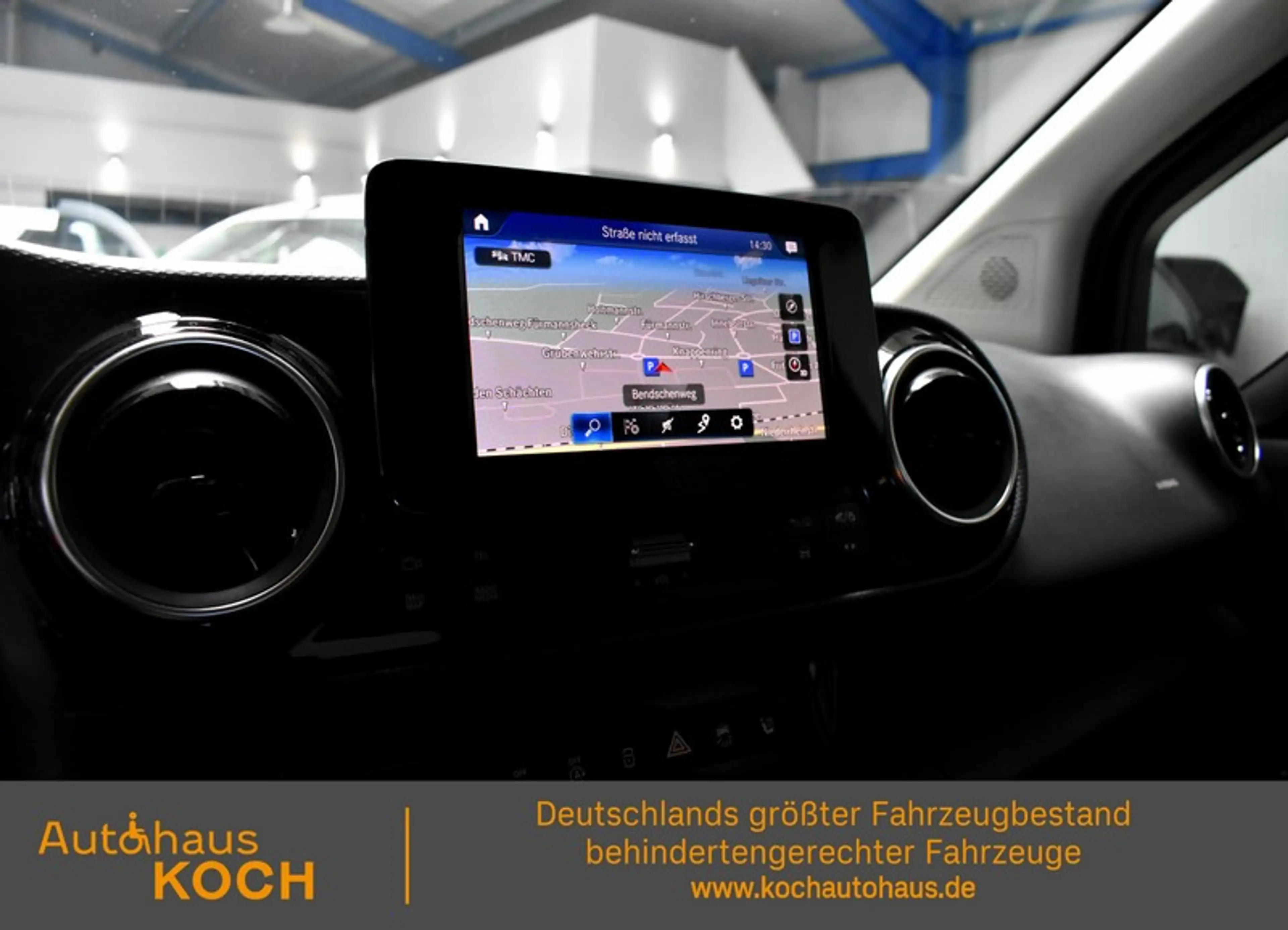 Mercedes-Benz T-Class 180 Style rollstuhlgerecht — photo 11