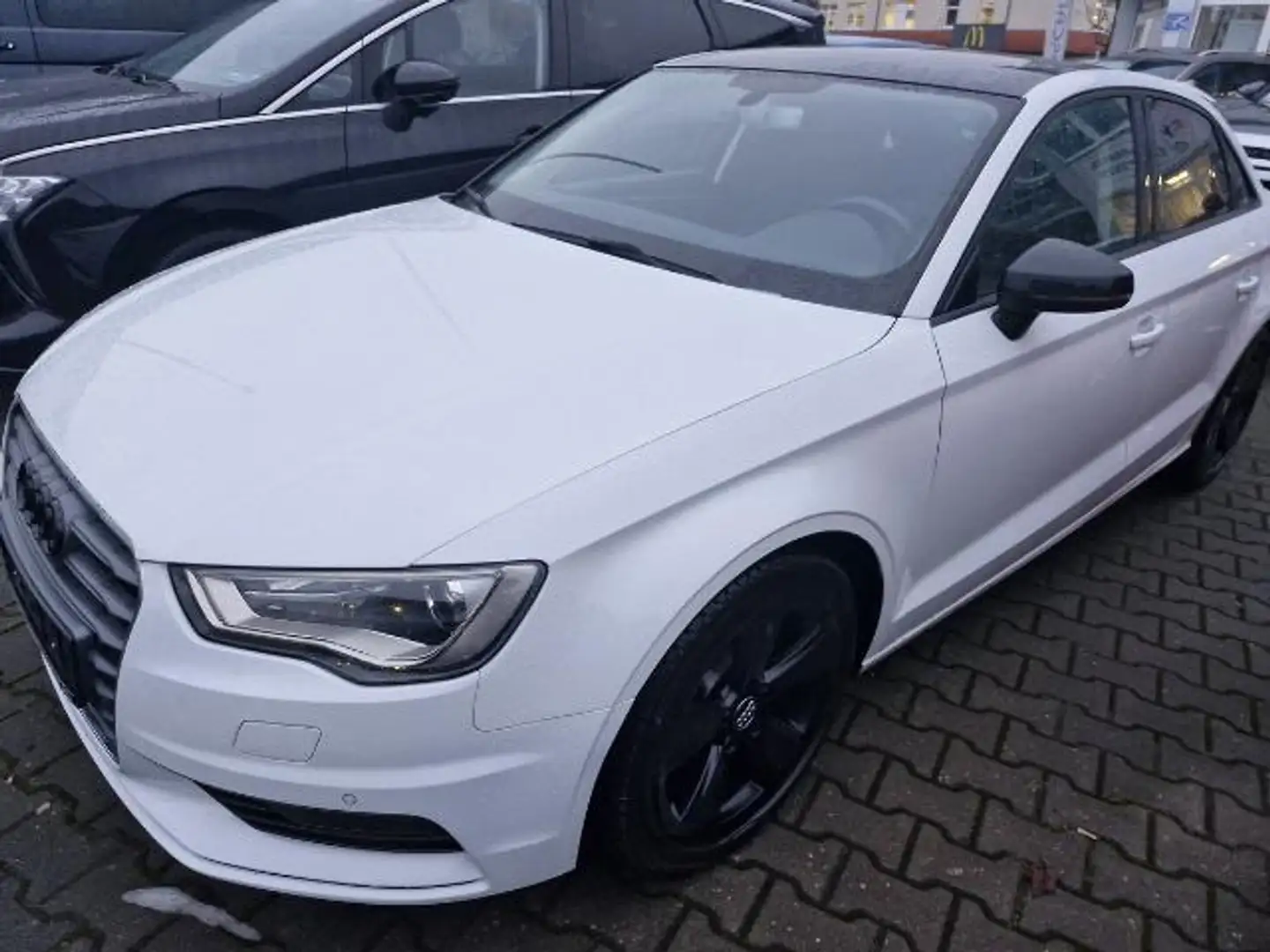 Audi A3 2,0 TDI Ambition DSG Weiß - 2
