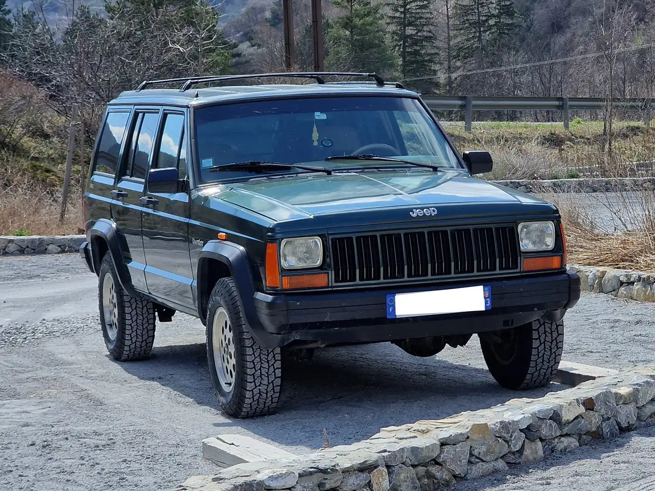 Jeep Cherokee