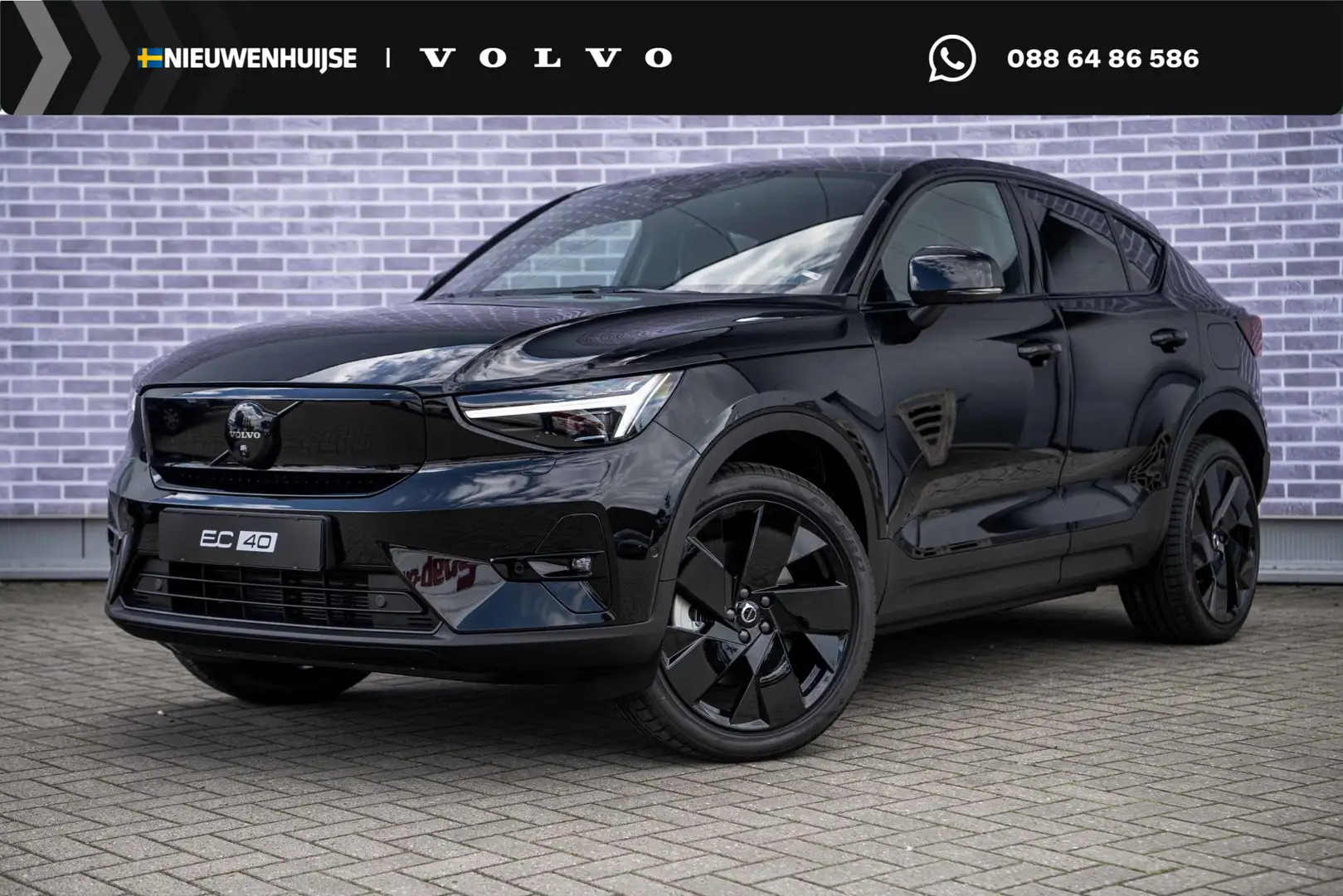 Volvo EC40 Single Motor Extended Range Plus Black Edition | P Zwart - 1
