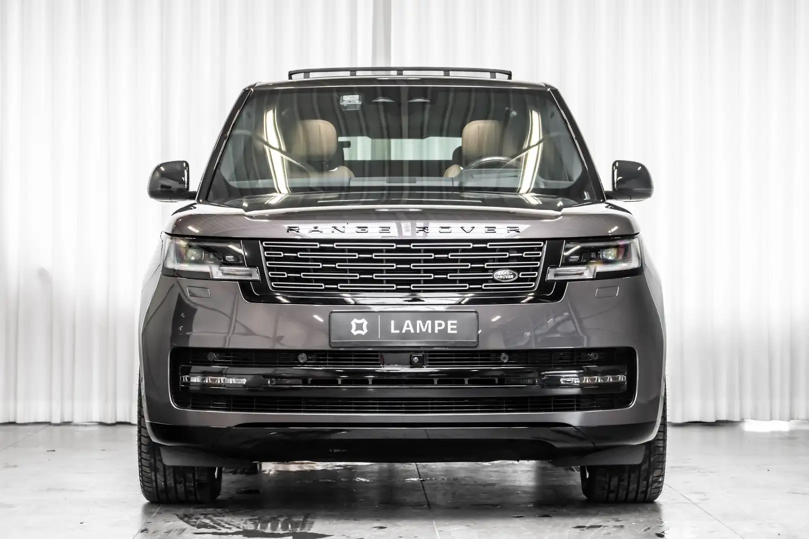 Land Rover Range Rover P440e HSE Hybrid Panodak Trekhaak Meridian HUD ACC Grijs - 2