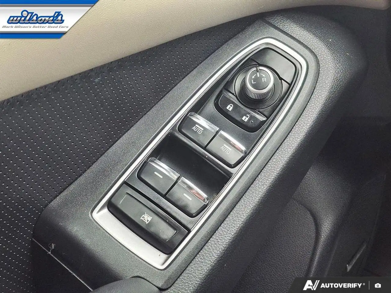Subaru Ascent photo Subaru Ascent