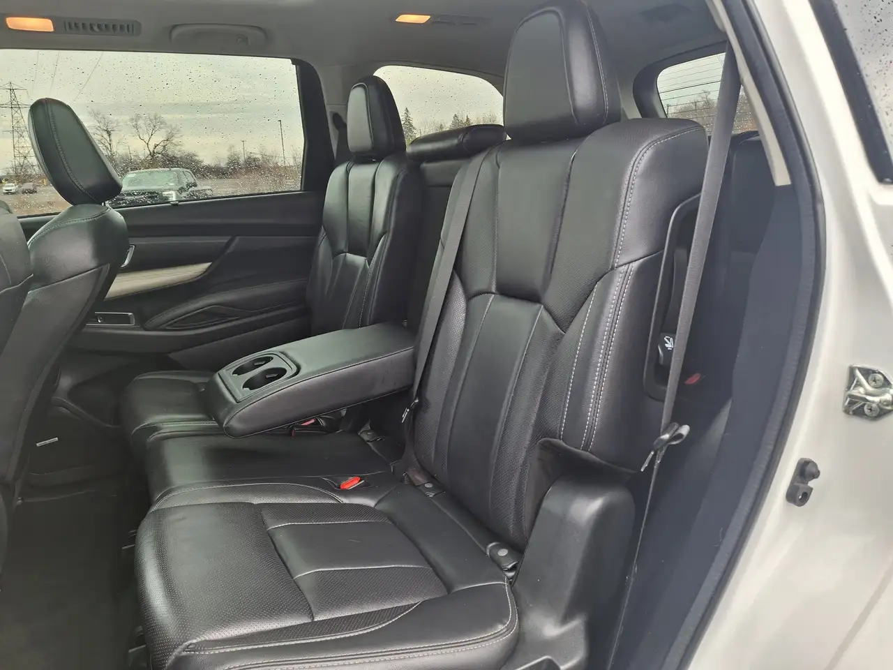 Subaru Ascent photo Subaru Ascent