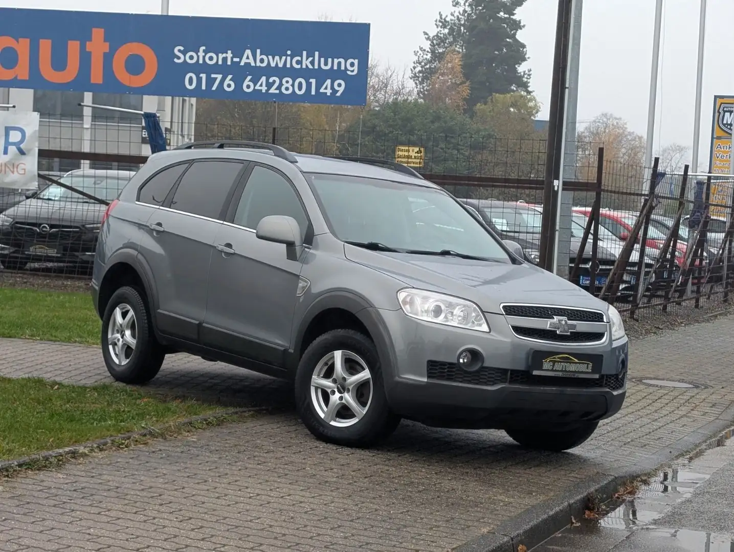 Chevrolet Captiva 2.4 LS 2WD*7-SITZE*KLIMA*TEMPOMAT*PDC !! Grijs - 2