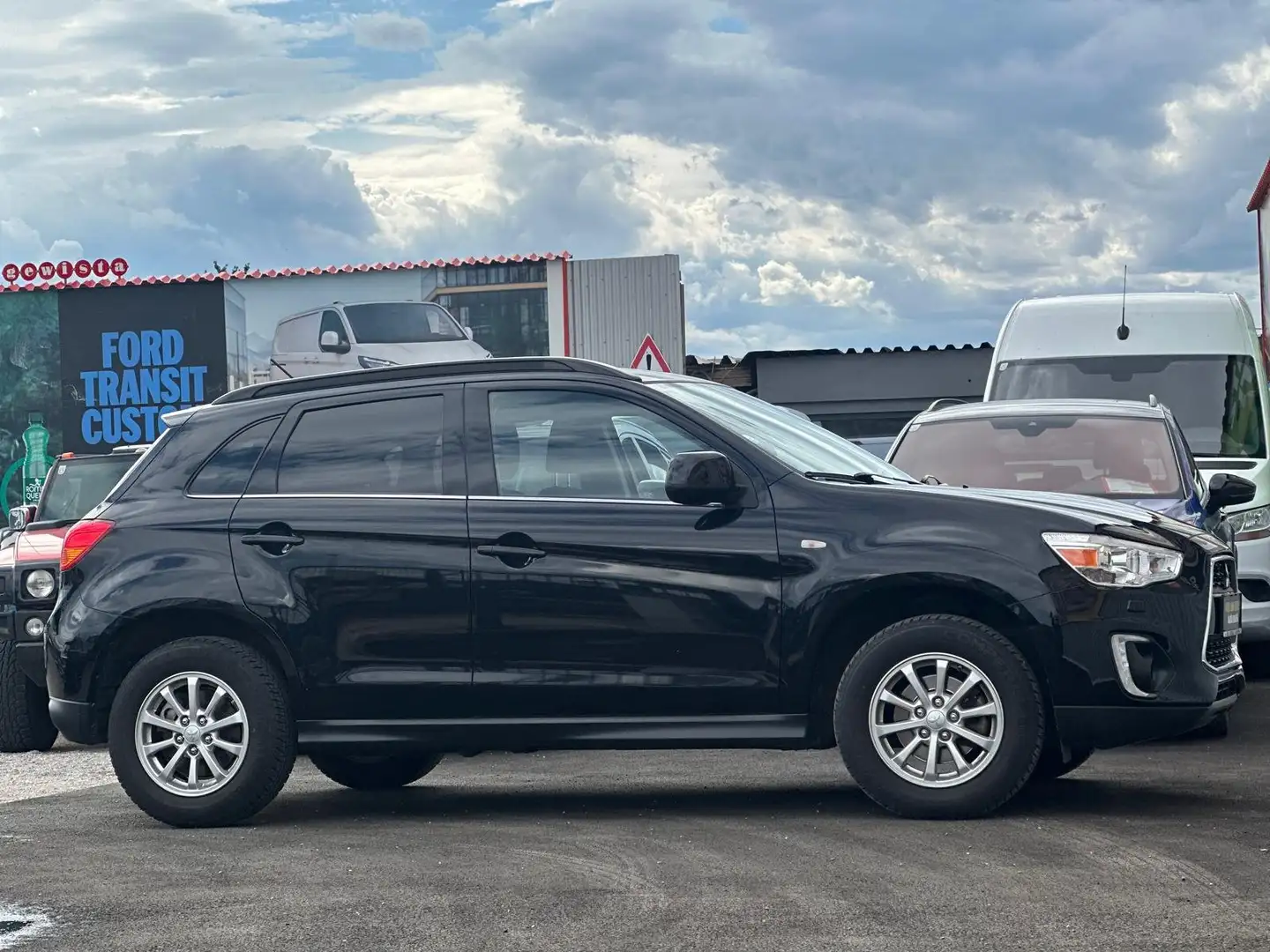 Mitsubishi ASX ASX 1,8 DI-D LP Invite *1-Besitz*Neues Pickerl* Schwarz - 1