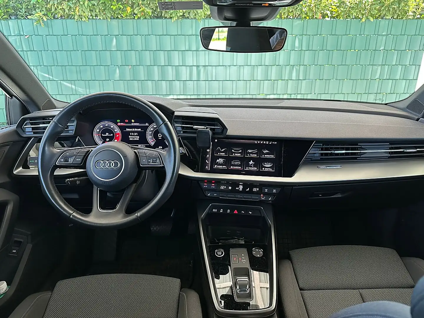 Audi A3 35 TFSI S-tronic S-Line Limousine Weiß - 2
