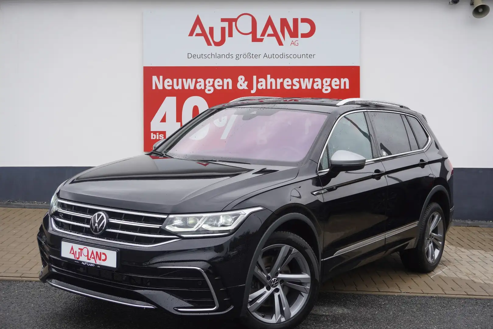 Volkswagen Tiguan Allspace 2.0 R-Line 4Motion LED Navi AHK Schwarz - 2