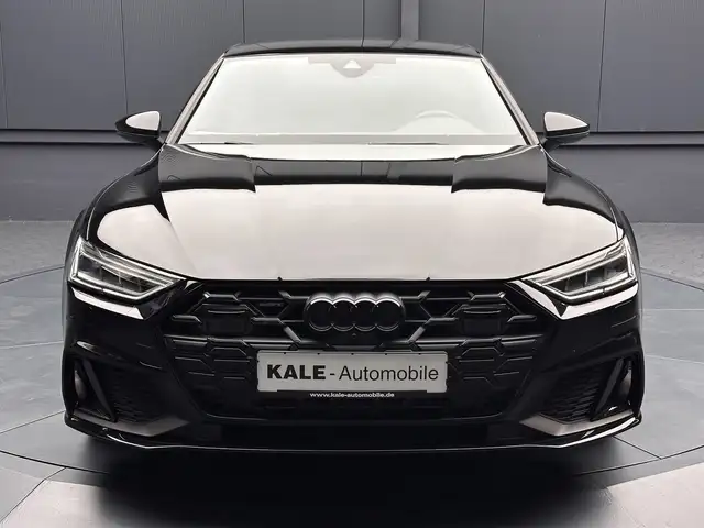 Audi A7 view 8