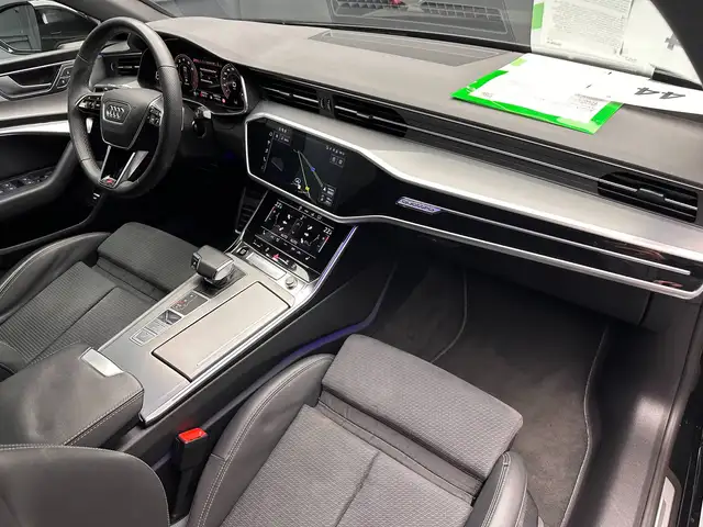 Audi A7 view 11