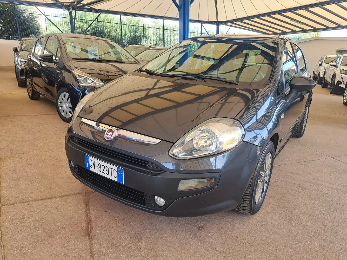 Fiat Punto Evo Punto EVO 1.3 M.Jet 85CV 5 porte Grau - 2