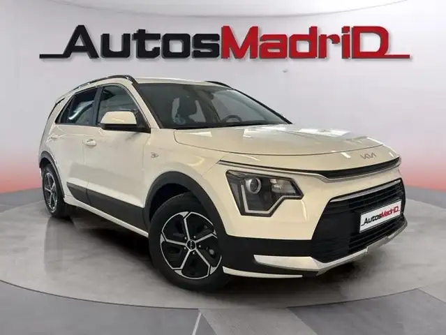 Kia Niro 1.6 HEV Concept 141