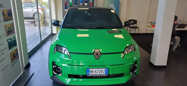 Renault R 5 Renault 5 E-Tech Techno comfort range 150cv