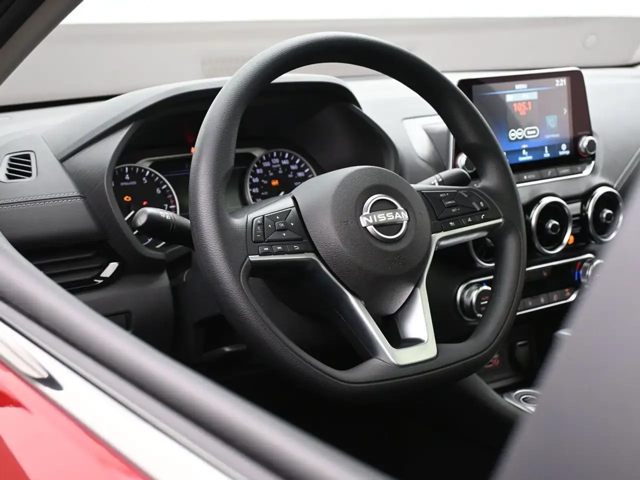 Nissan Sentra снимка Nissan Sentra