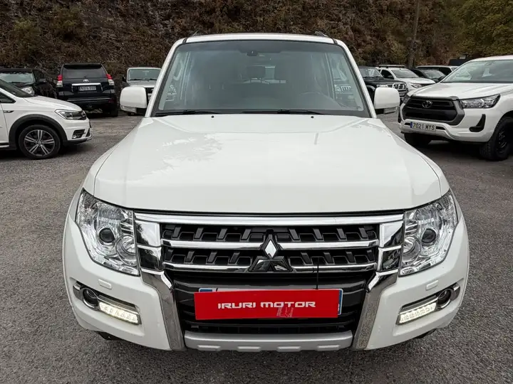 Mitsubishi Montero 3.2 DI-D 5AT Kaiteki 3p 2016, foto 3