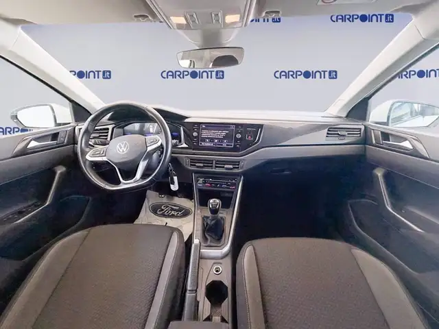 Volkswagen Polo view 11