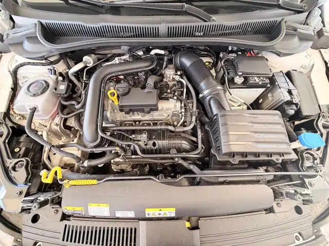 Volkswagen Polo view 13