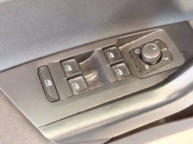 Volkswagen Polo view 20