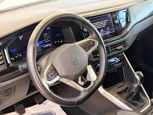 Volkswagen Polo view 19