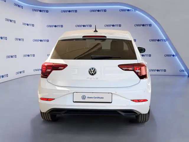 Volkswagen Polo view 5