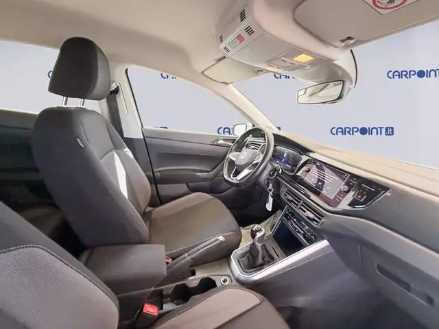 Volkswagen Polo view 7
