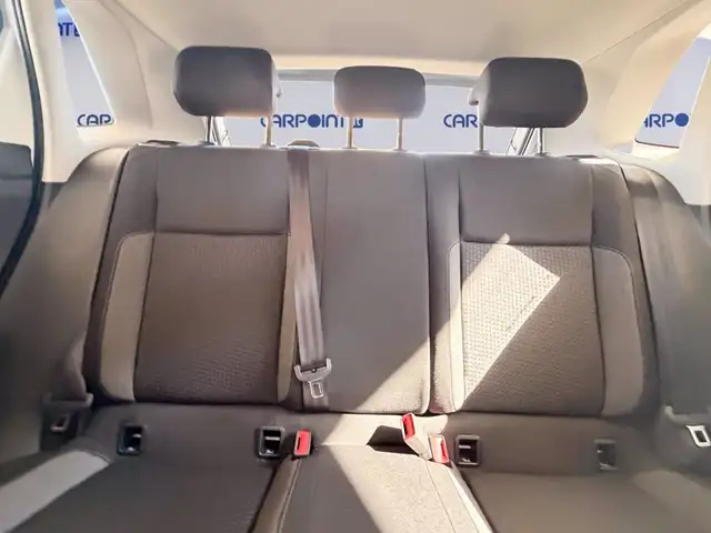 Volkswagen Polo view 10