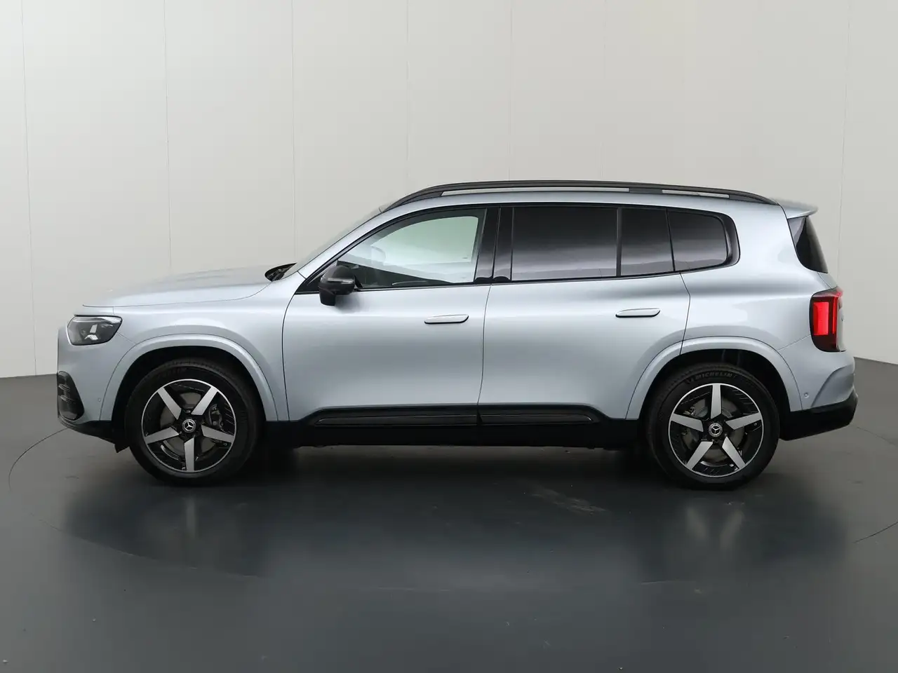 Mercedes-Benz GLB 2026