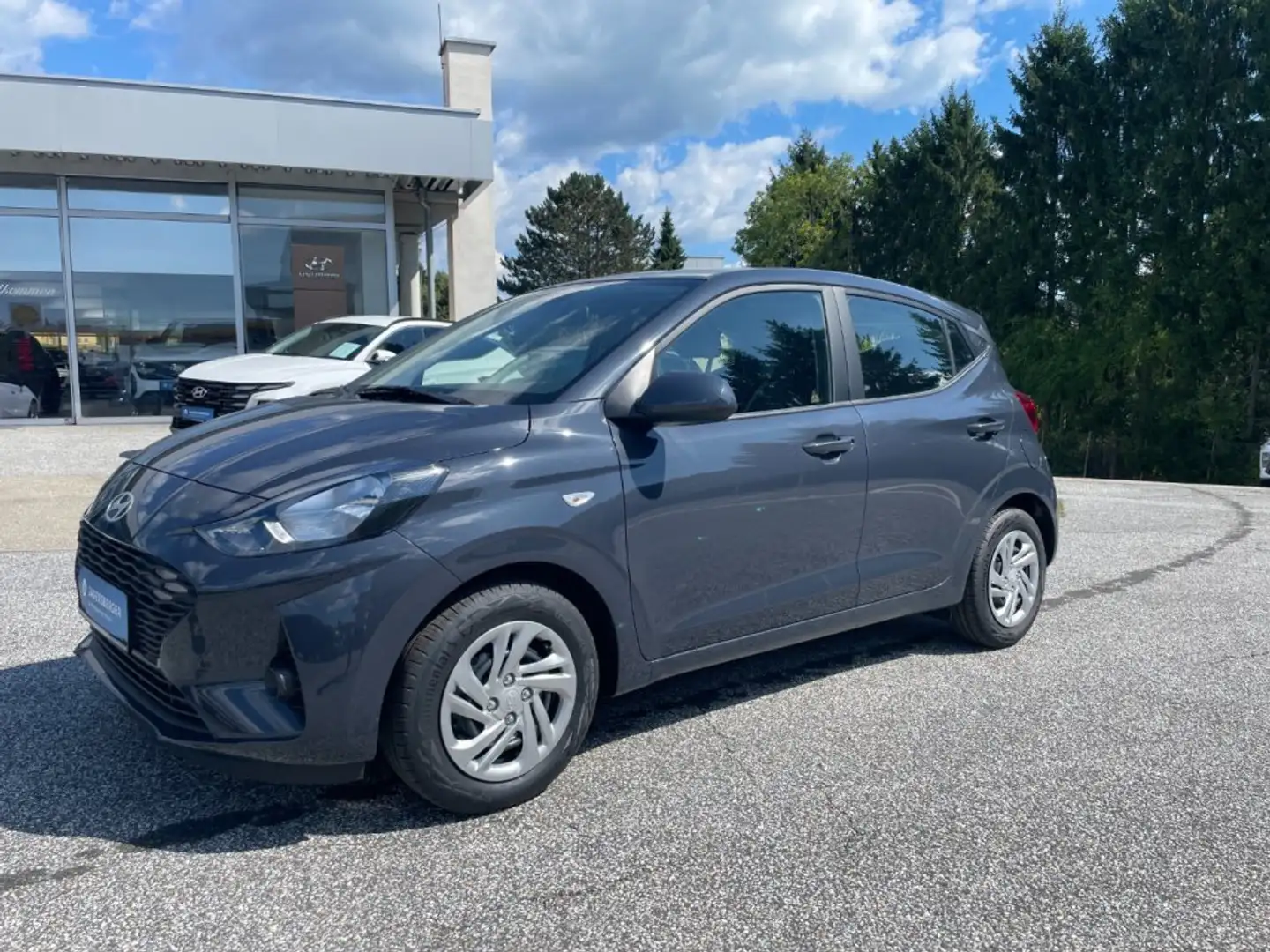Hyundai i10 GO Grau - 1