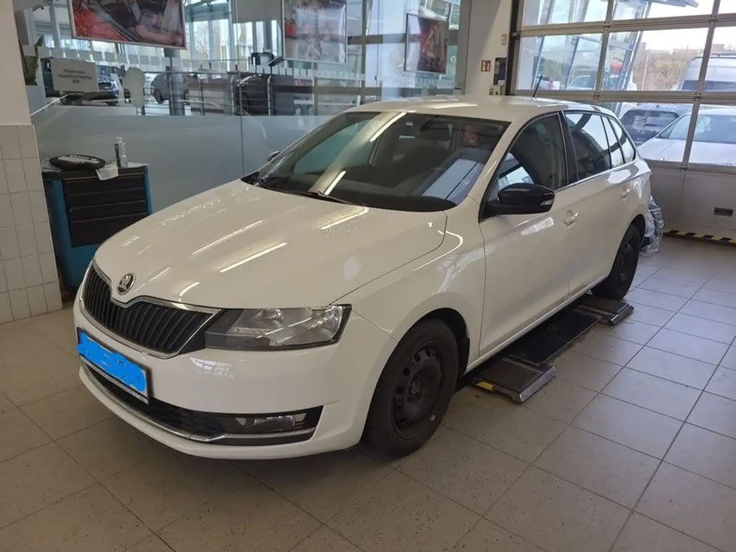 Skoda Rapid/Spaceback Spaceback Style 1.0TSI 81KW KLIMAAUTOM. Blanco - 1
