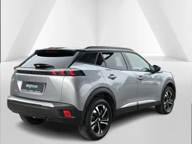 Peugeot 2008 view 3