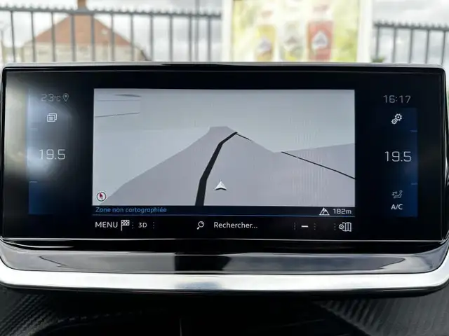 Peugeot 2008 view 9