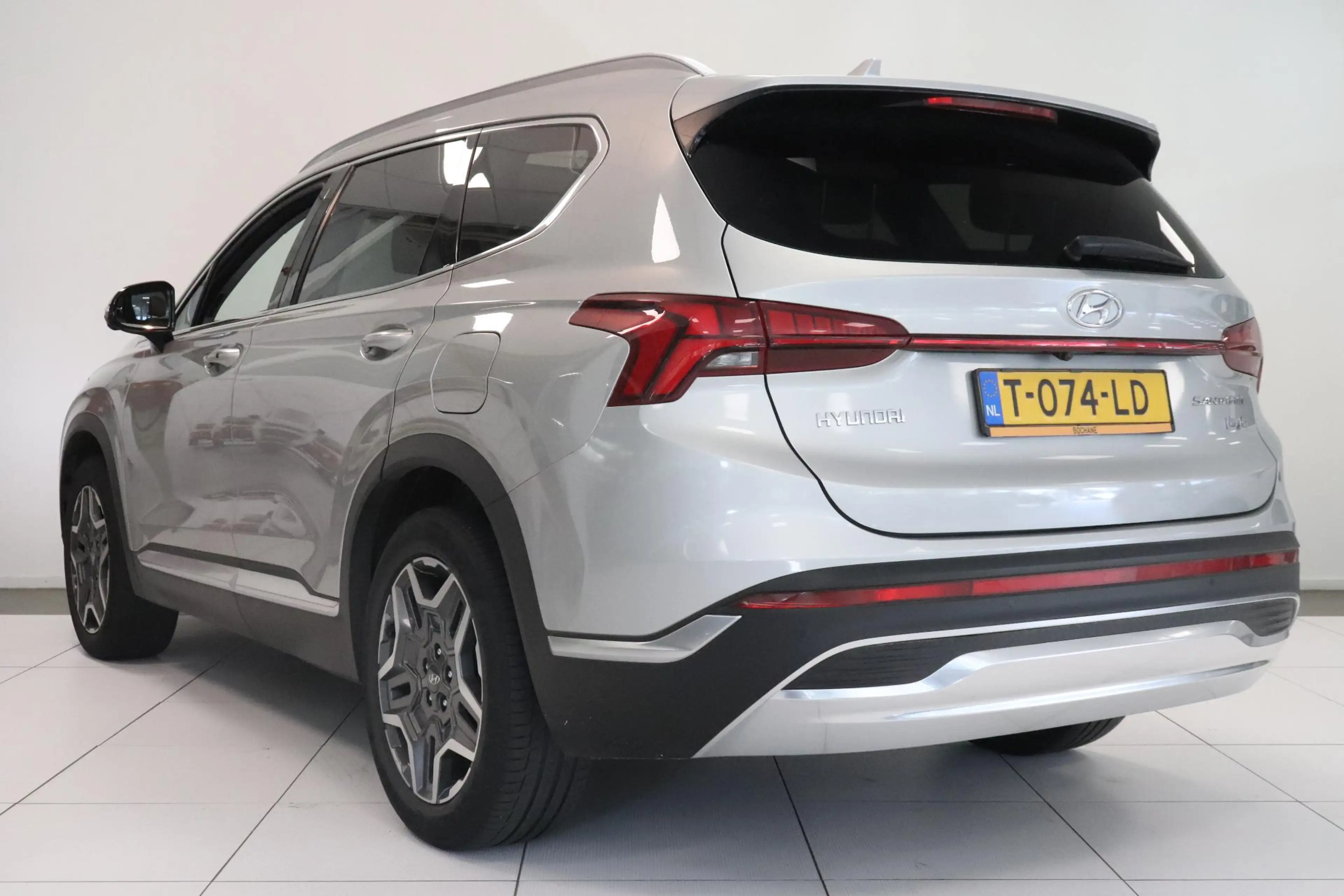 Hyundai SANTA FE 1.6 T-GDI PHEV Comfort Smart 7p. | 360° Camera | S — photo 6