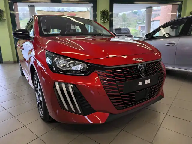 Peugeot 208 view 5