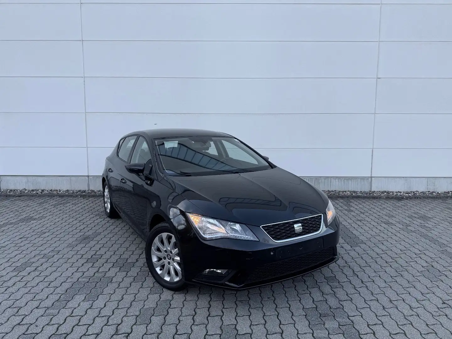 SEAT Leon Style*Tempomat*Bluetooth*1A Scheckheft* Schwarz - 2