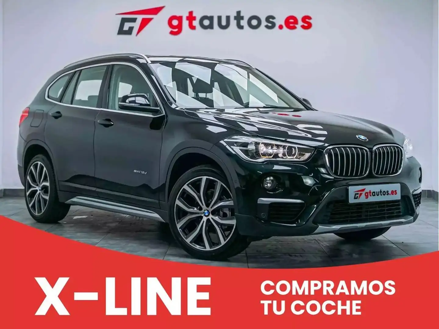 BMW X1 18d sDrive xLine 150CV Zwart - 1