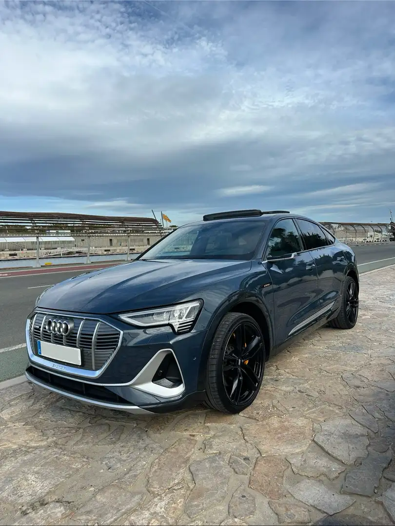 Audi e-tron Sportback 55 quattro S line Azul - 1
