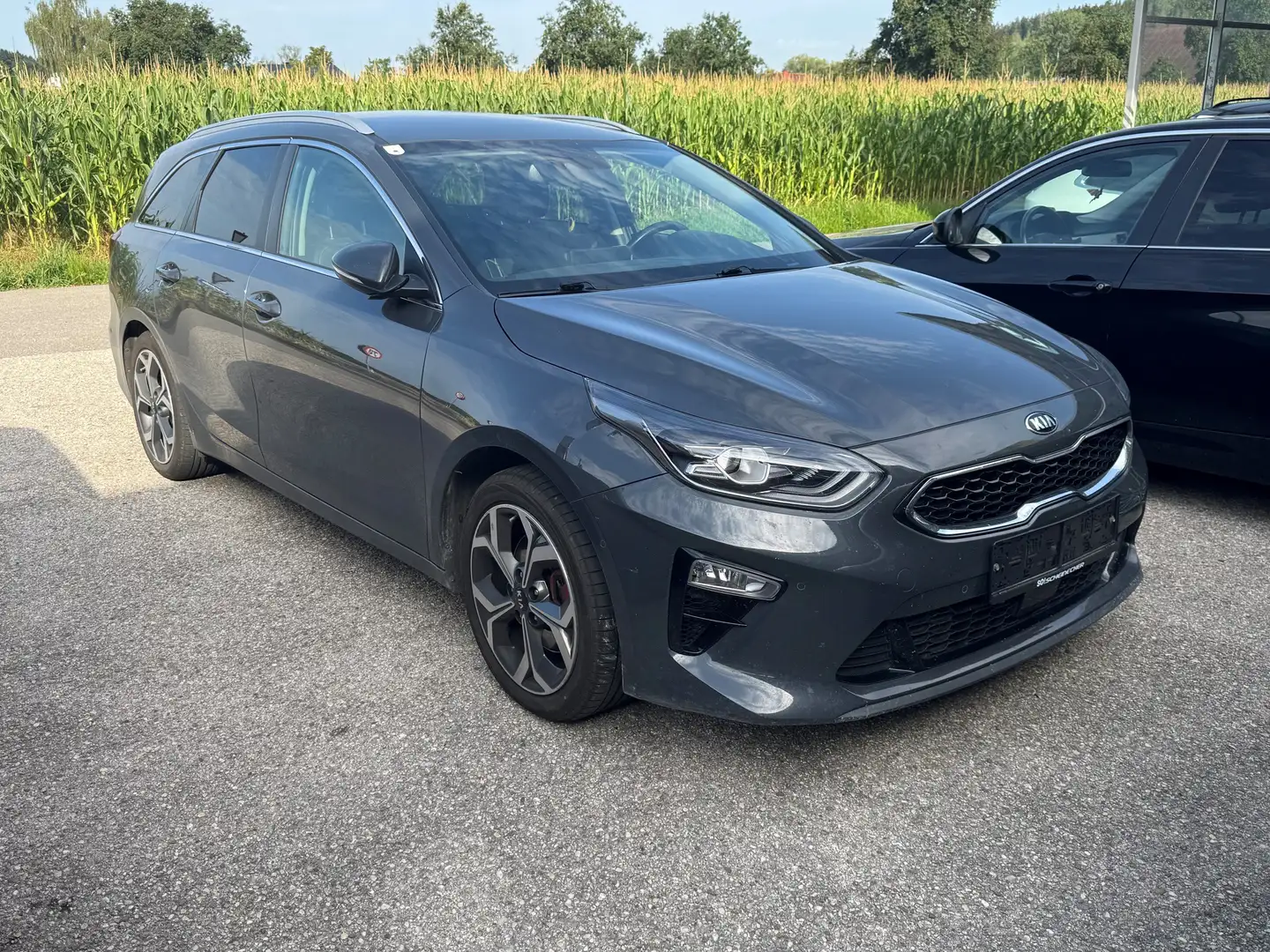 Kia Ceed SW / cee'd SW ceed SW 1,6 CRDi SCR ISG Platin DCT Platin Grau - 2