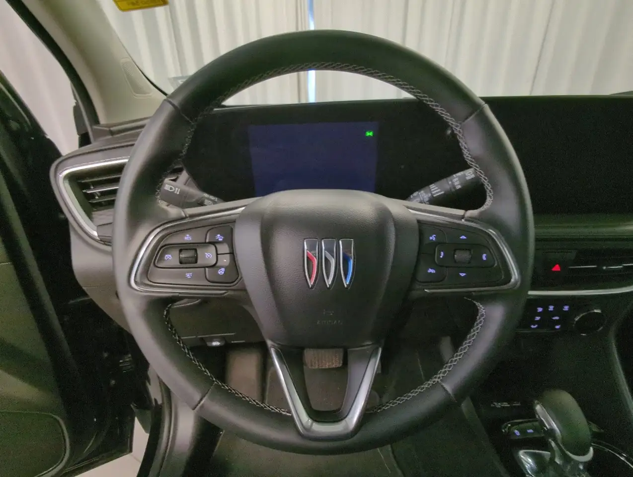 Buick Encore photo Buick Encore
