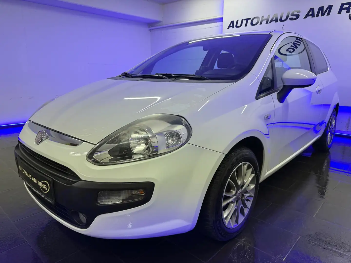 Fiat Punto Evo MyLife NAVI 5-SITZ KLIMA ALU ALLWETTER Alb - 2