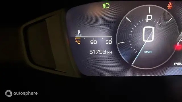 Peugeot 308 view 9