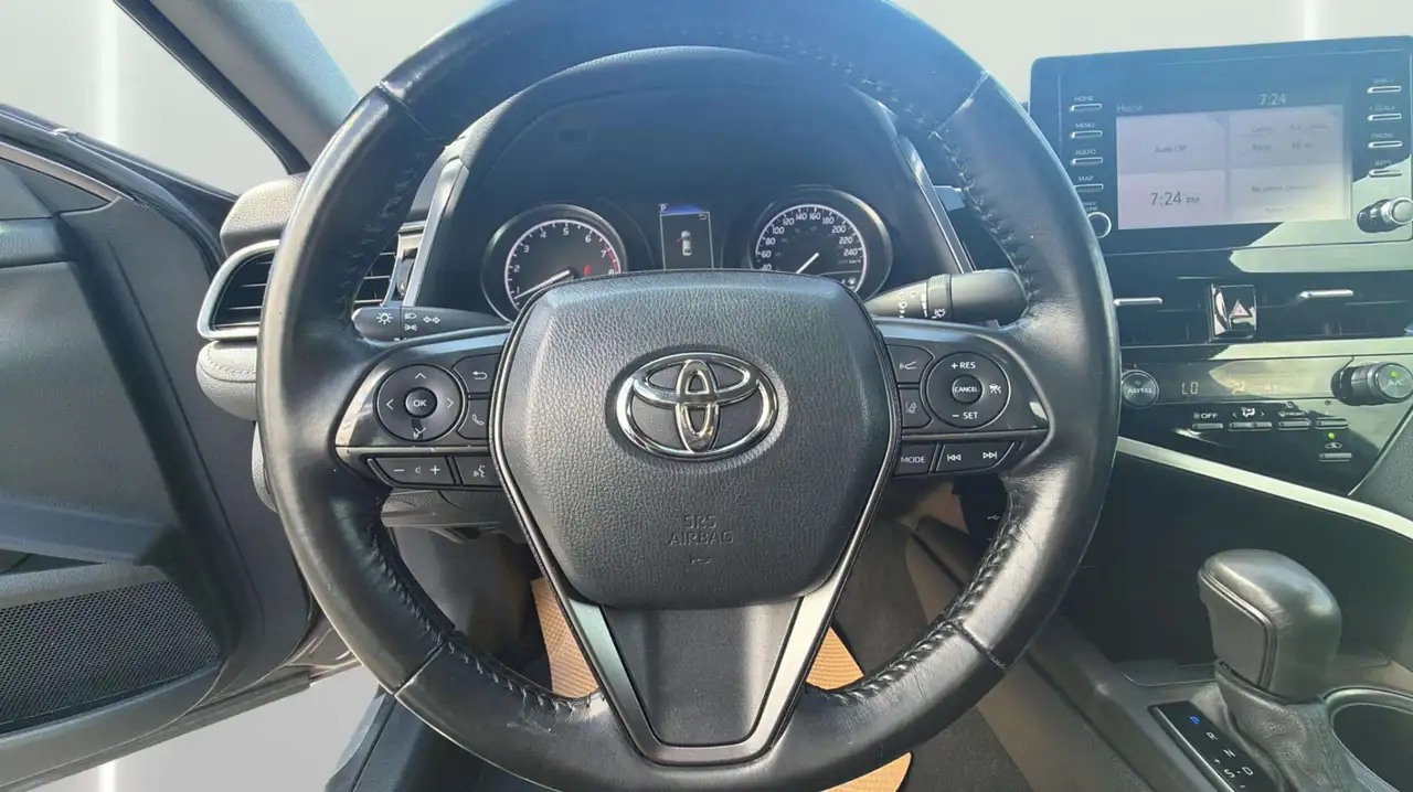Toyota Camry снимка Toyota Camry